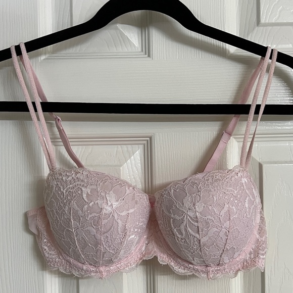Victoria’s Secret Pink  bra size 36B, good condition pre-owned. - Picture 1 of 3